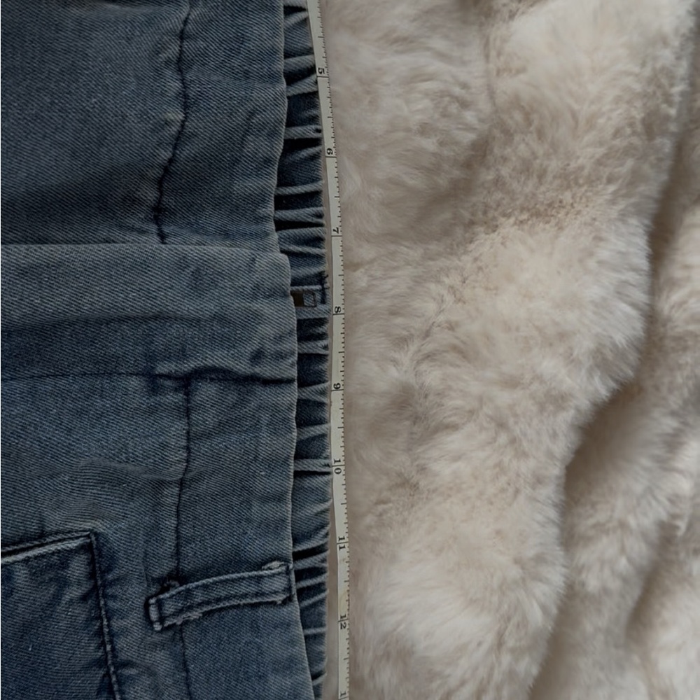 Wide Leg Blue Jeans - Picture 5 of 6